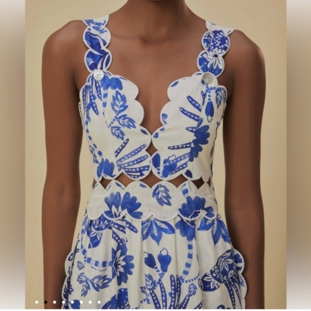 FARM Rio Flowerful Birds White Midi Dress with Blue Floral Print - Picture 2 of 6
